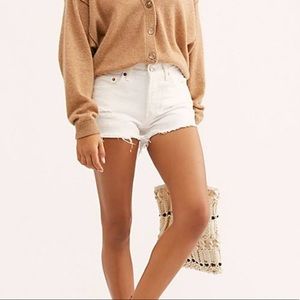 Levi’s 501 cut off shorts